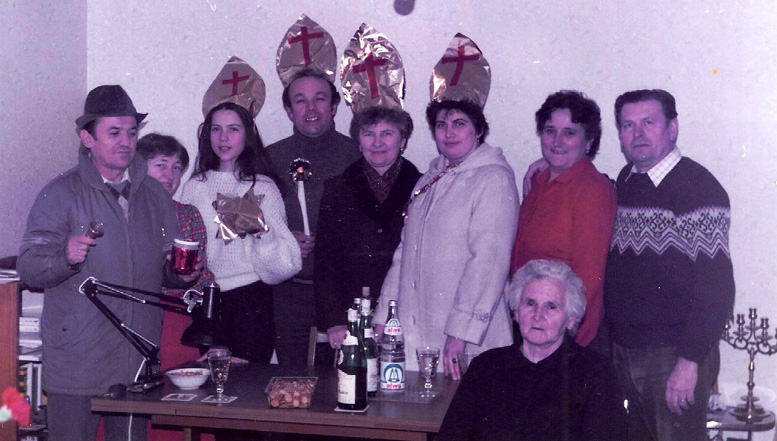 Jahrmarkter Landsleute in Freiburg an Dreikönig 1983: Ehepaare Jost, Eichinger, Weber, Leni Weber, Lotte Eichinger und Katharina Kohn